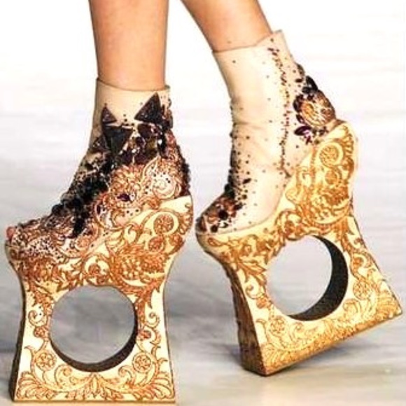 Mystery Box 8 pieces - Picture 2 of 2